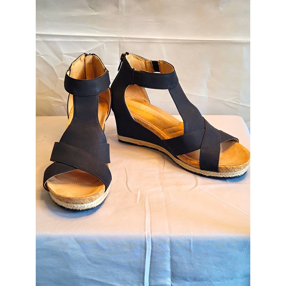 Adrienne Vittadini Women's Black Wedge Sandals Zip Back Ankle Strap US 9M